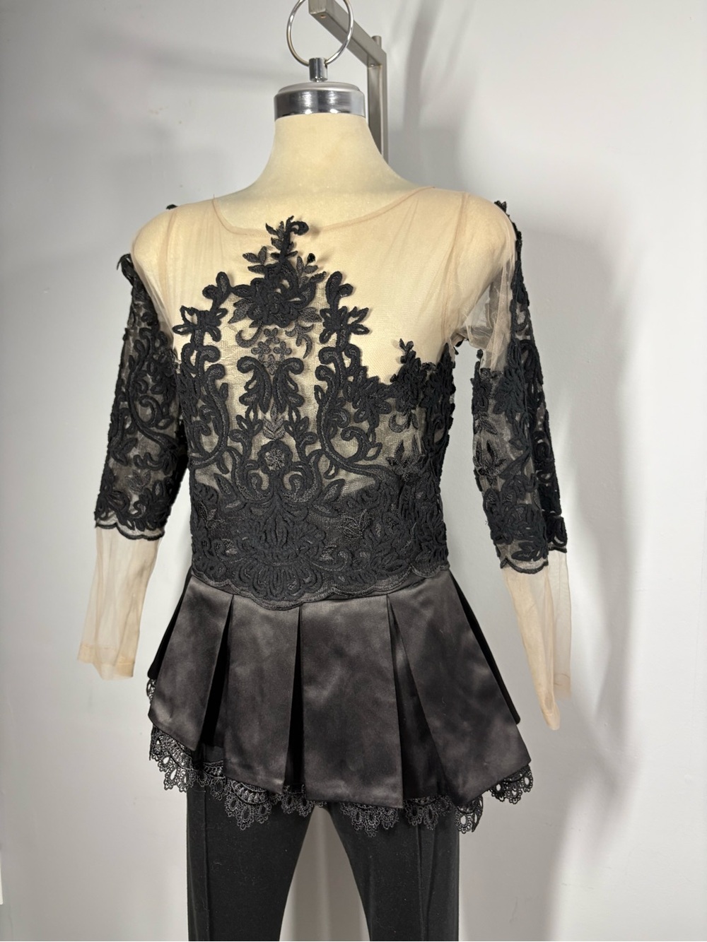 Black Lace Illusion Peplum Blouse - Picture 7 of 14